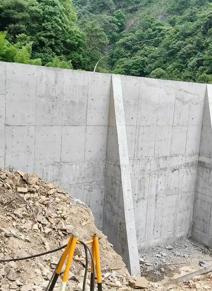 宿迁重力式挡土墙